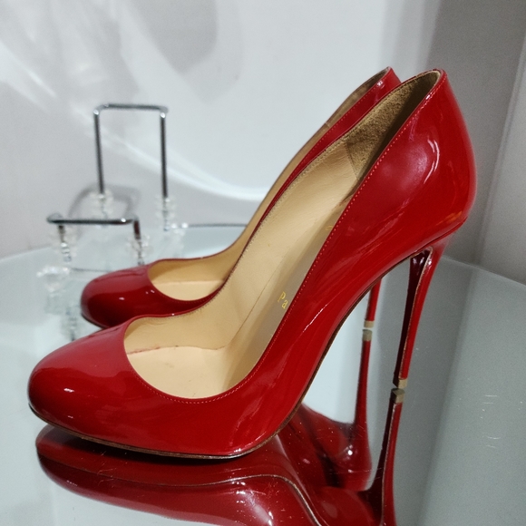 Christian Louboutin Fifi Red Patent Leather Pumps Heels Size 35.5 - Picture 4 of 10